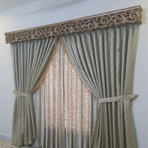 Golden Elegance Royal Drape